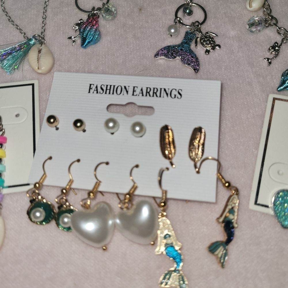 Mermaid jewelry bundle - Picture 4 of 8